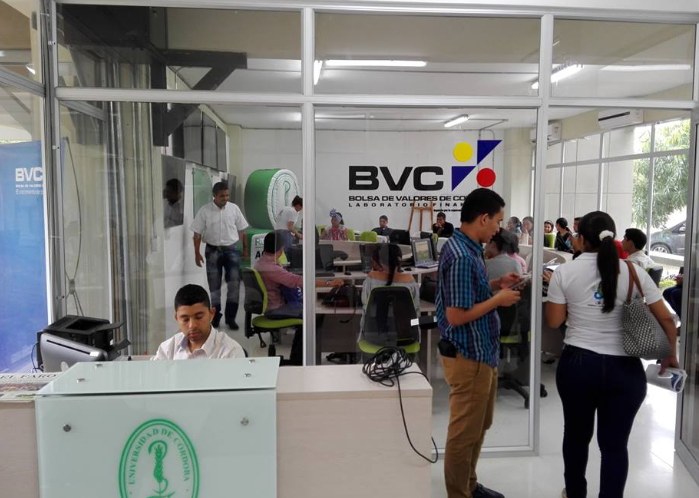 La prima de riesgo de Colombia baja después de las elecciones pero sigue elevada